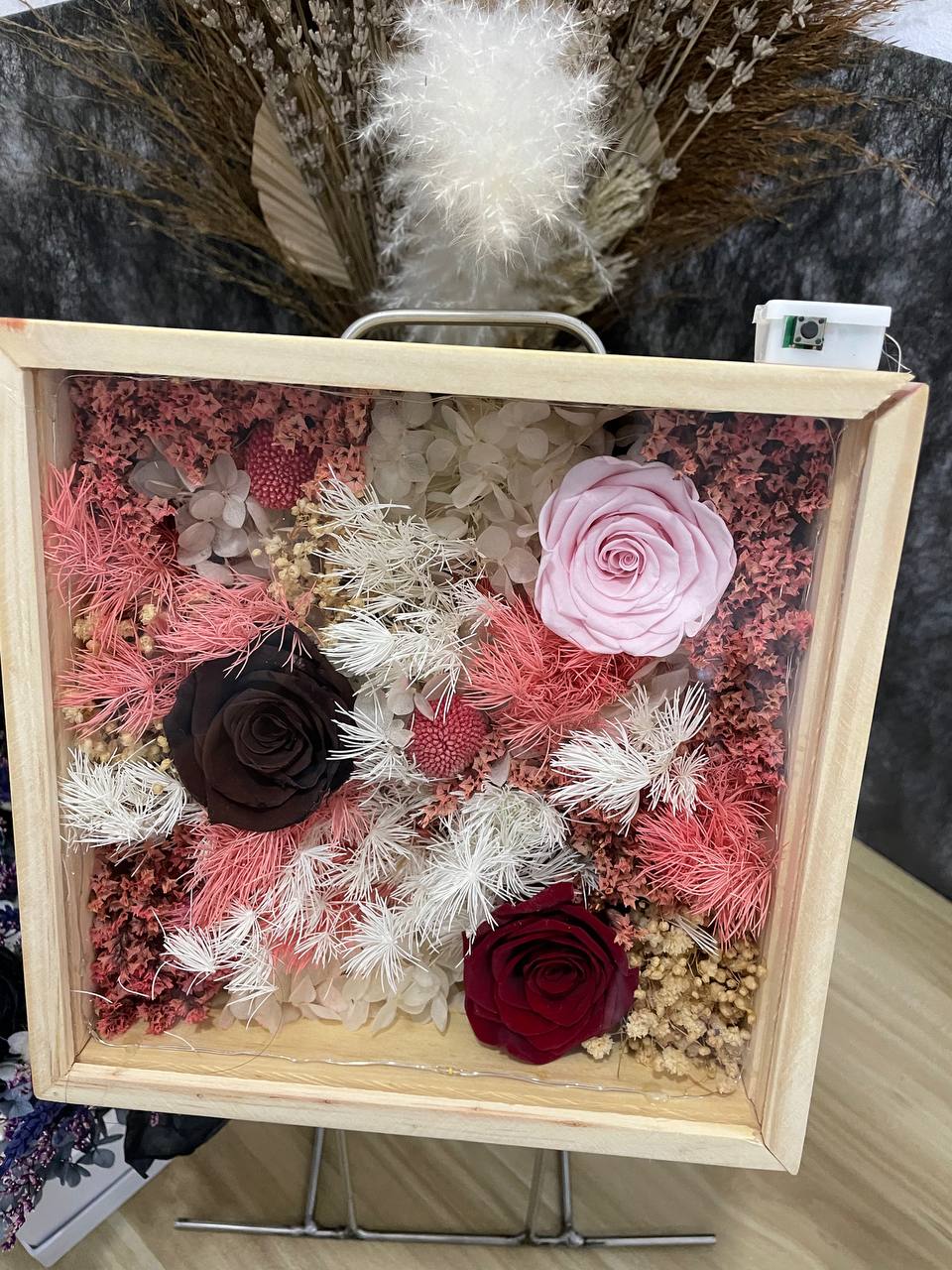 Robinson | Boxed Blooms | Grande
