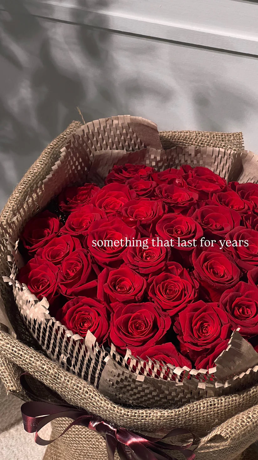 Lockheart Blooms | 36 Preserved Roses | Luxurious